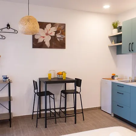 Anita Apartment *